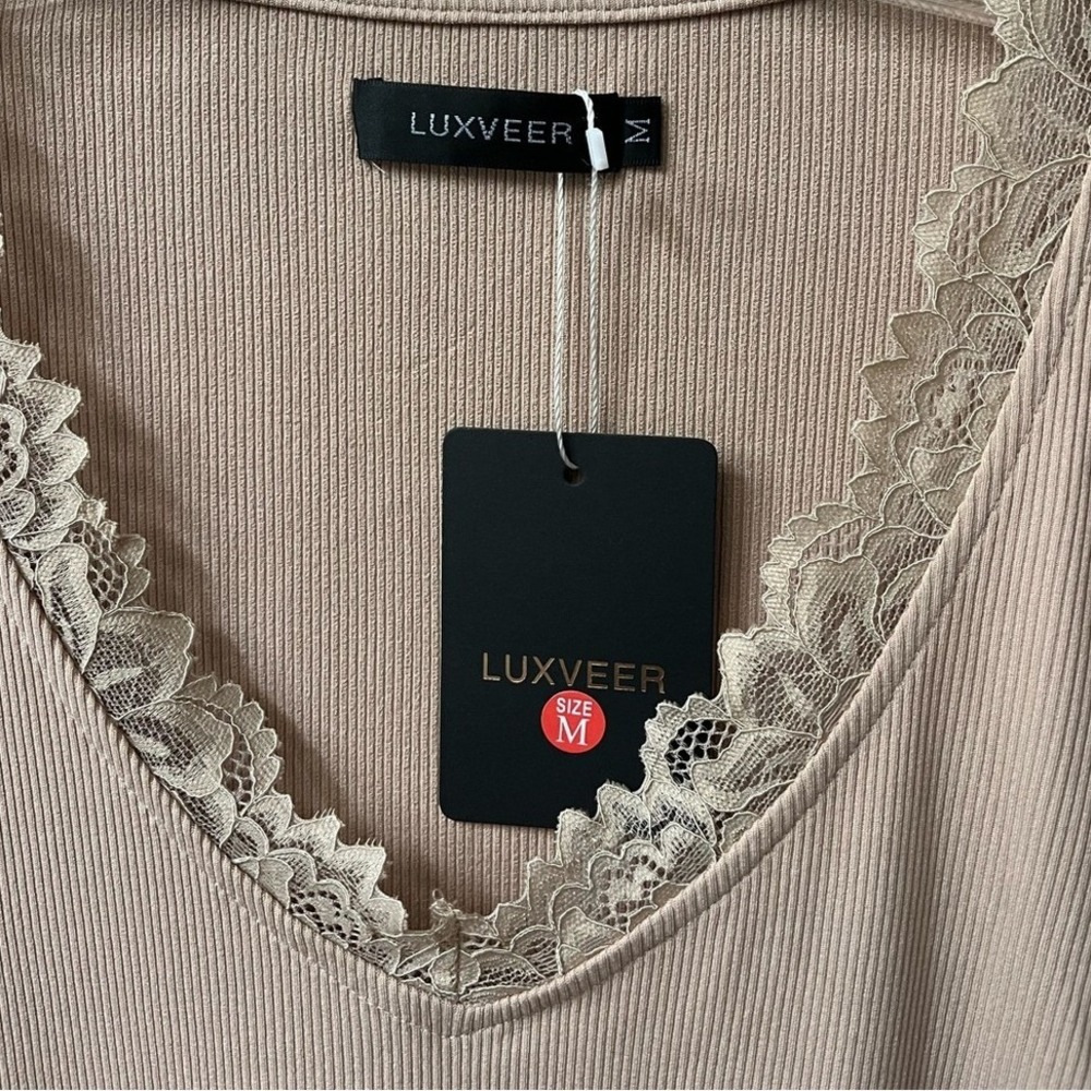 Luxveer Womens Medium Ribbed Lace Trim V Neck 3/4 Sleeve Top Taupe NWT - Picture 4 of 10